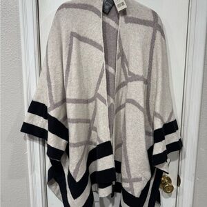 Nic + Zoe Get Going Poncho